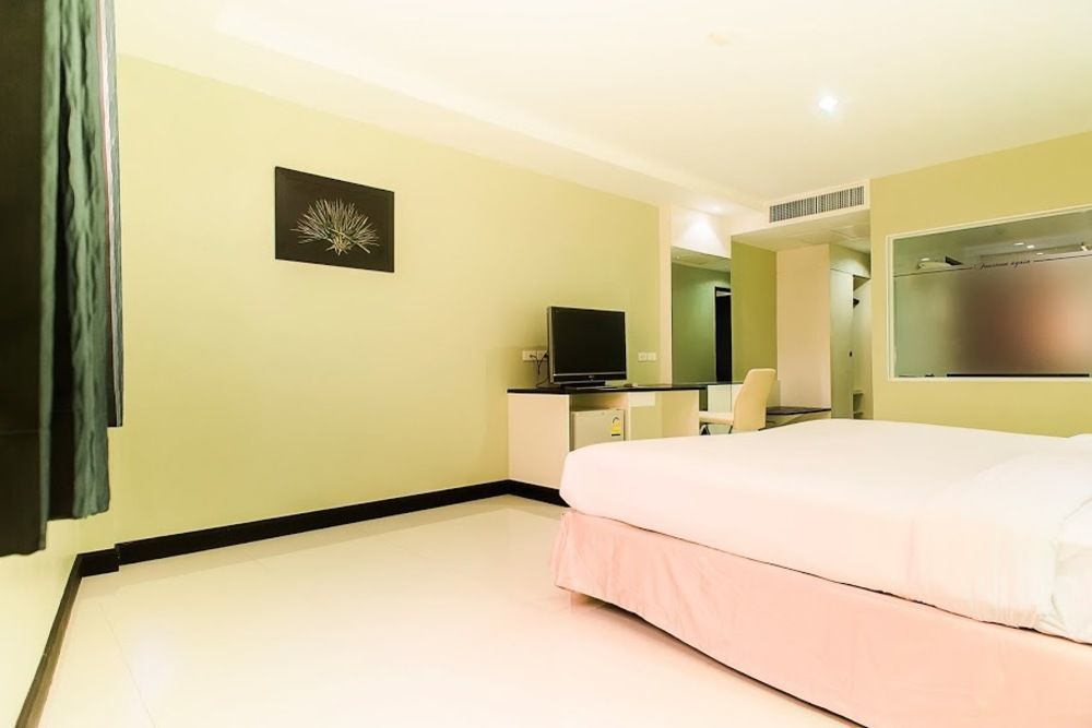 Fourteen Again Pattaya Εξωτερικό φωτογραφία